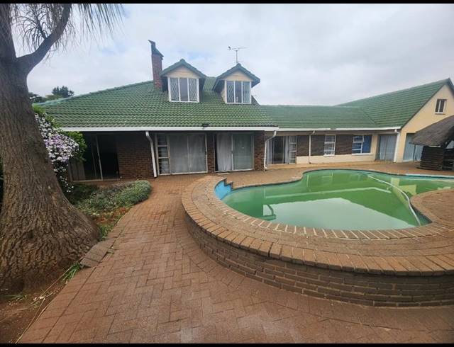 3 BEDROOM PROPERTY TO RENT IN GERMISTON CENTRAL